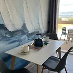 아파트 Sea View Calm And Comfort In The Village